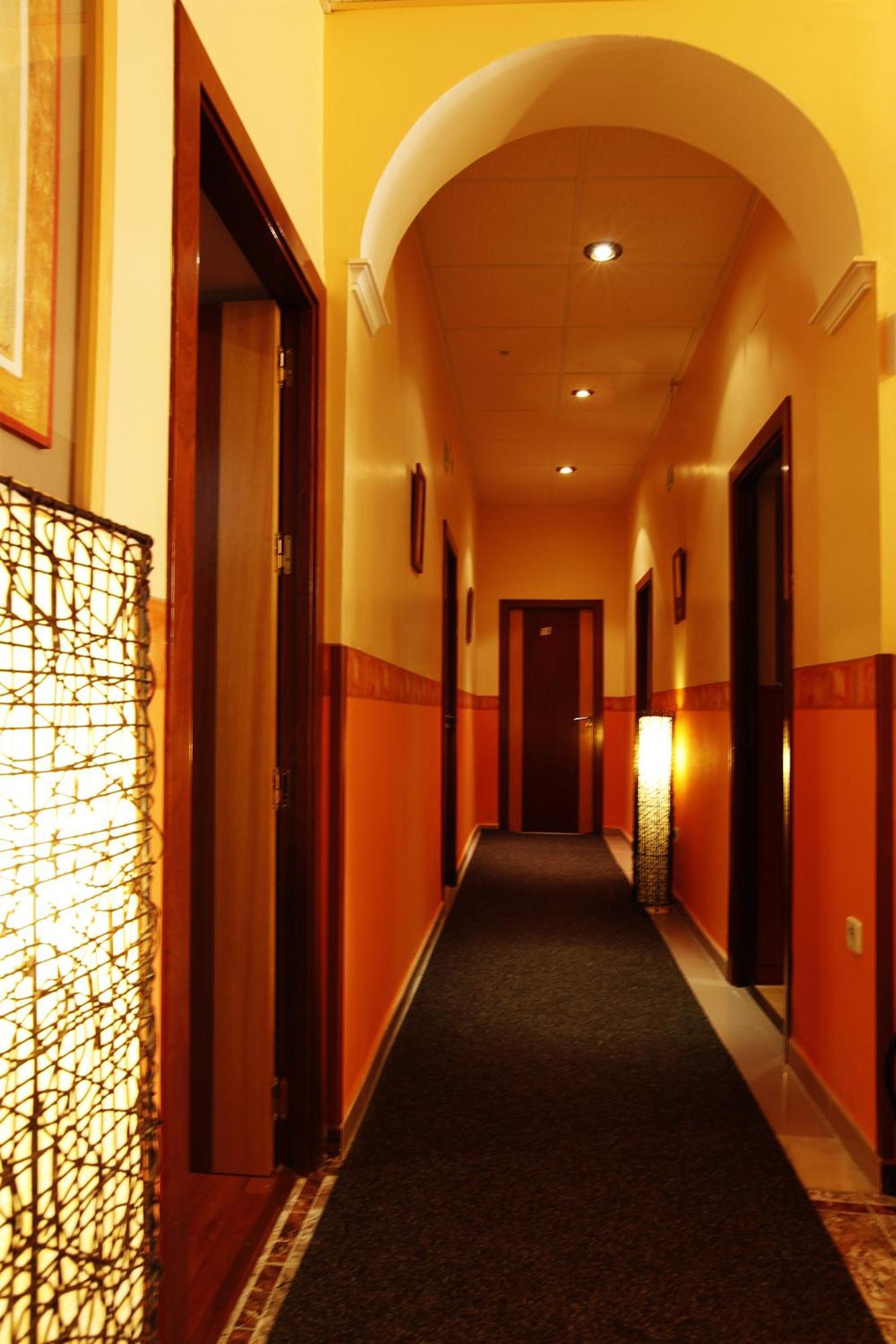 Hostal Paris San Fernando Εξωτερικό φωτογραφία