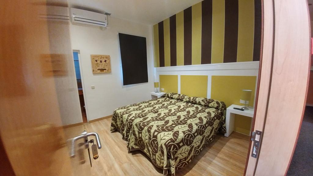Hostal Paris San Fernando Εξωτερικό φωτογραφία