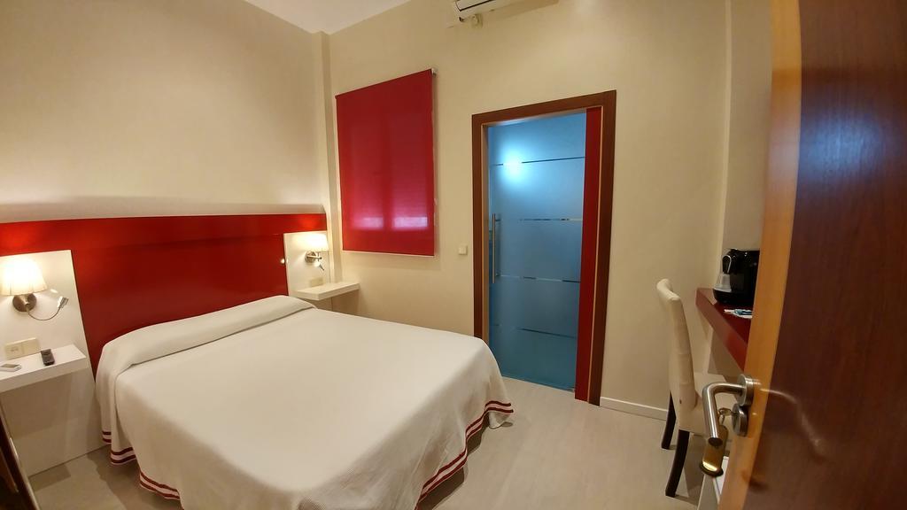 Hostal Paris San Fernando Εξωτερικό φωτογραφία