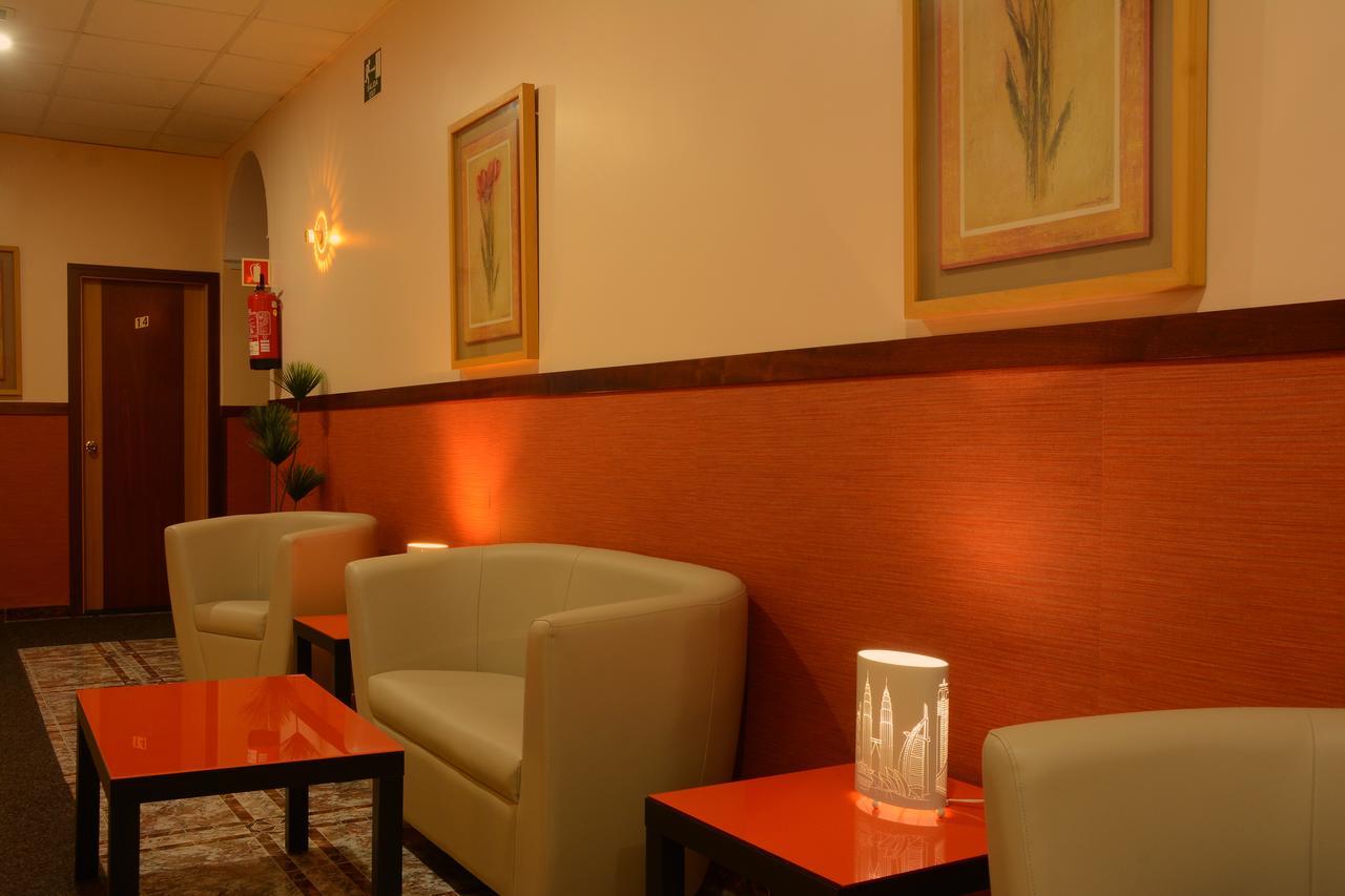 Hostal Paris San Fernando Εξωτερικό φωτογραφία